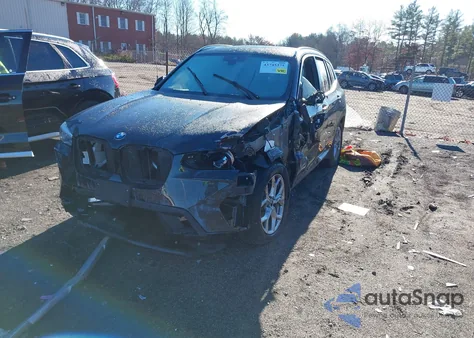 2022 BMW X3 xDrive30I z USA, uszkodzony, nr VIN 5UX53DP0XN9J72130